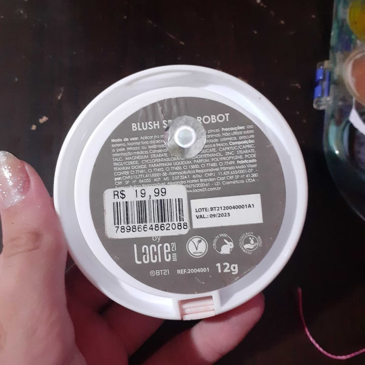 review photo of line Friends blush van shared by @lilih06 on 07 Apr 2022 - review
