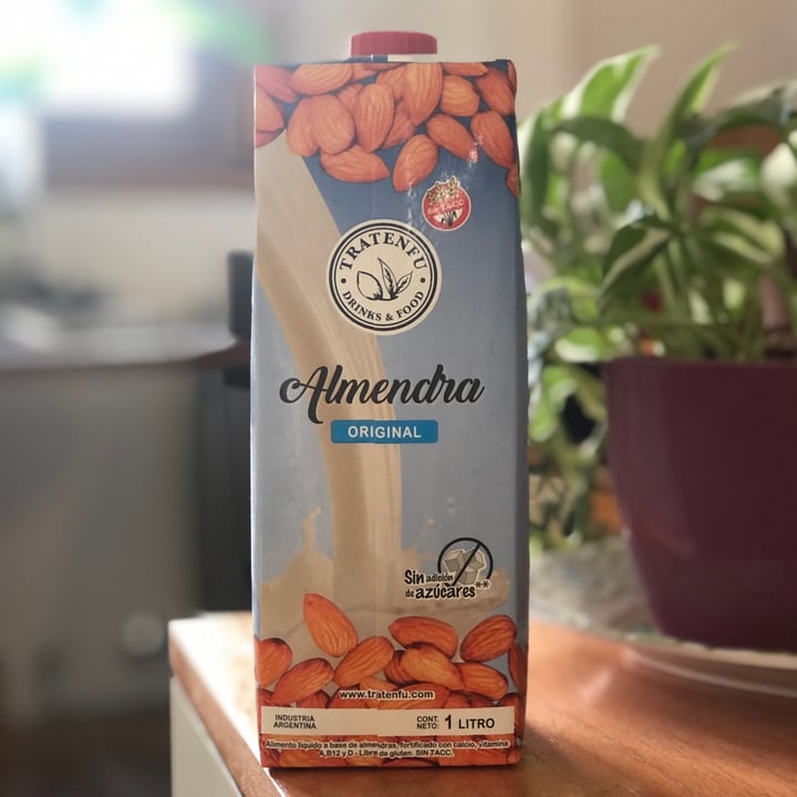 photo of Tratenfu Leche de Almendra Original shared by @celelua on  04 Jul 2021 - review