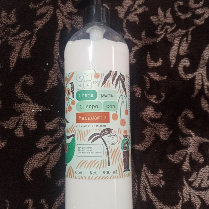 review photo of YEMA Crema corporal con macadamia shared by @dianisdiaz on 20 Dec 2021 - review