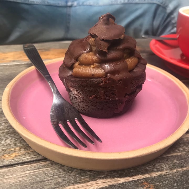 photo of B-Fresh Brownie de porotos aduki con dulce vegetal y chocolate 70% shared by @sabrinasilvero on  12 Apr 2021 - review