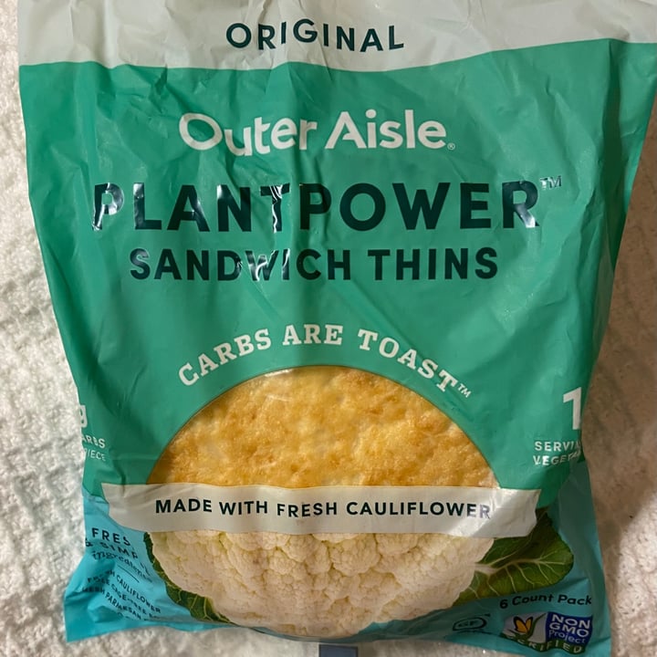 review photo of Outer Aisle Cauliflower Sandwich Thins shared by @findingbleu on 09 Jan 2021 - review