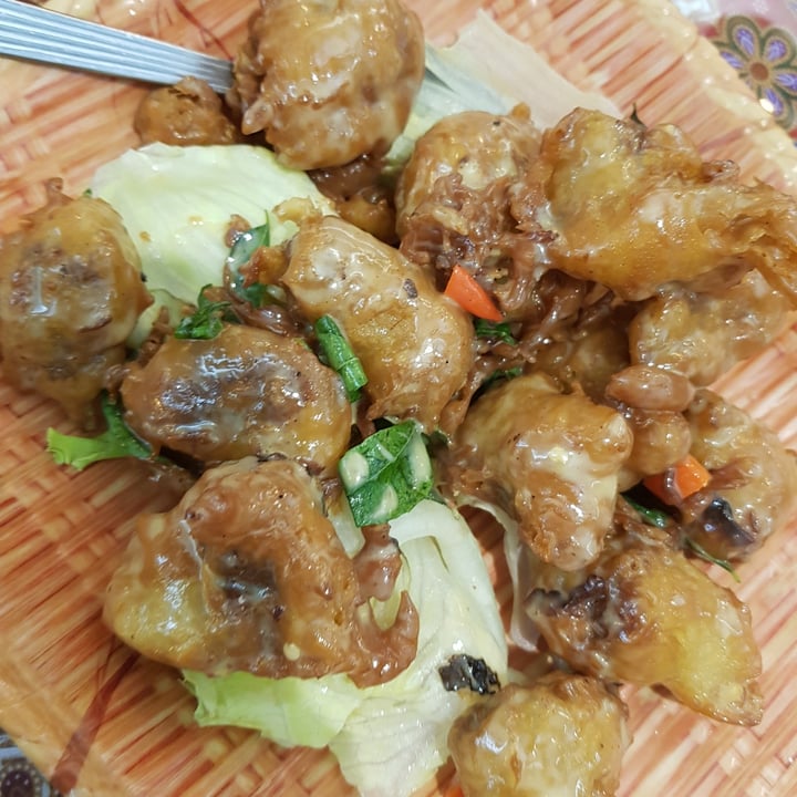 photo of Coco Veggie Nyonya Cuisine Fried Monkey Head Mushroom Butter 奶油猴頭菇 shared by @shanna on  14 Sep 2020 - review