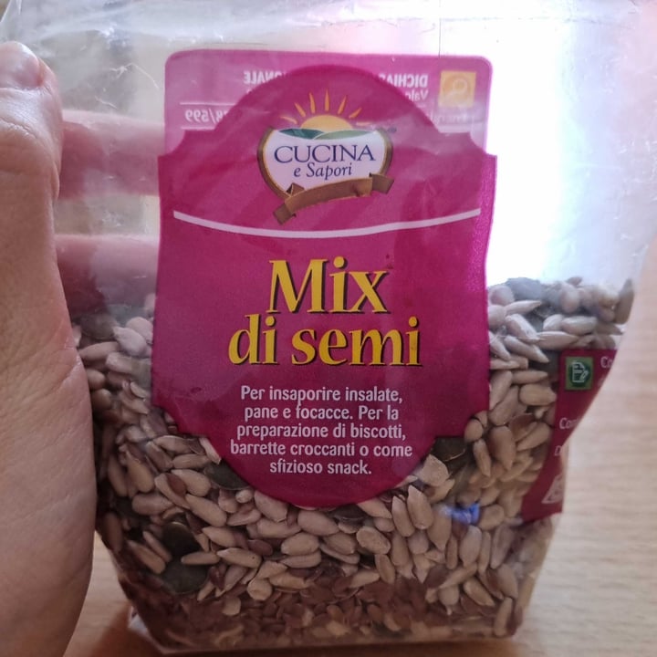 photo of Cucina e sapori Mix di semi shared by @elisacomolli on  27 May 2022 - review