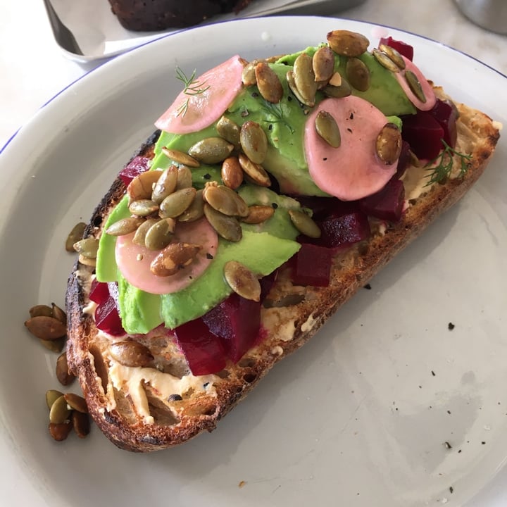 photo of MICRO bakery | kitchen Beetroot Avocado Tartine shared by @amindfulmiao on  04 Nov 2019 - review