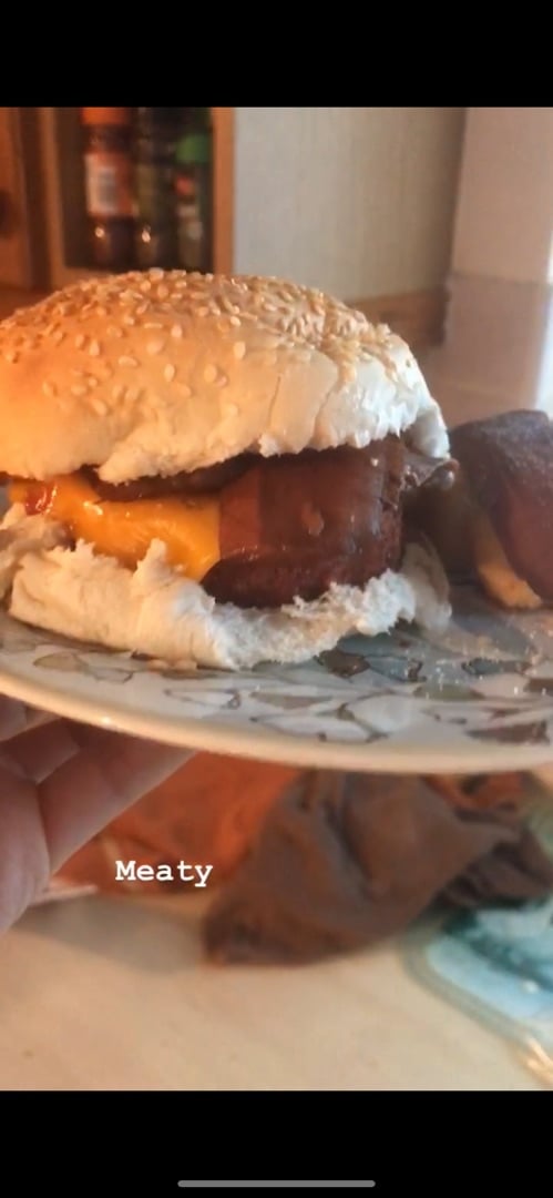 photo of THIS This isn't Bacon Plant-Based Rashers shared by @eloisewood on  19 Dec 2019 - review