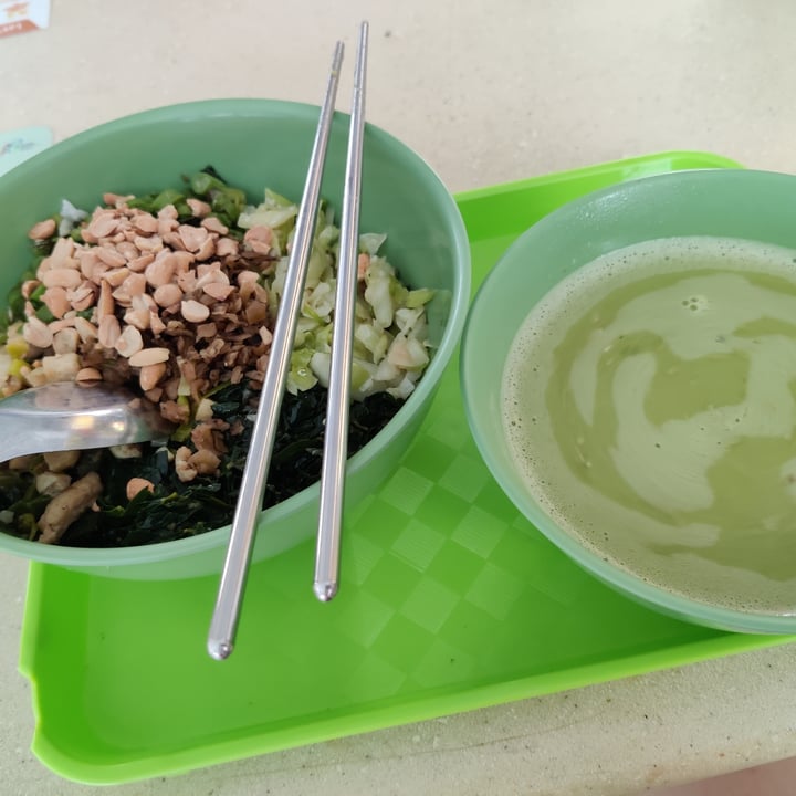 photo of BOON LAY Traditional Hakka Lui Cha (Toa Payoh Branch) Thunder Tea Rice (Lei Cha) shared by @baybeemon on  07 Apr 2022 - review
