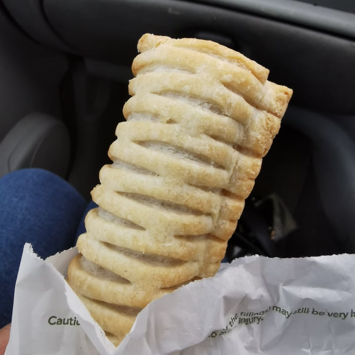 photo of Greggs Vegan Sausage Roll shared by @dhanipatel on  19 Feb 2021 - review