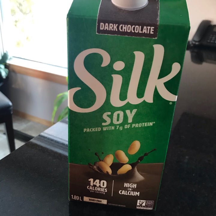 photo of Silk Dark Chocolate Soy Milk shared by @mmjsmiller on  06 Jan 2021 - review