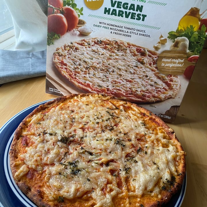 photo of American Flatbread Vegan Harvest Pizza shared by @shizomaru on  21 Jun 2021 - review