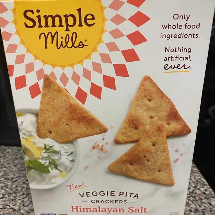 photo of Simple Mills Veggie pita crackers Himalayan salt shared by @baby-vegan on  18 Apr 2021 - review