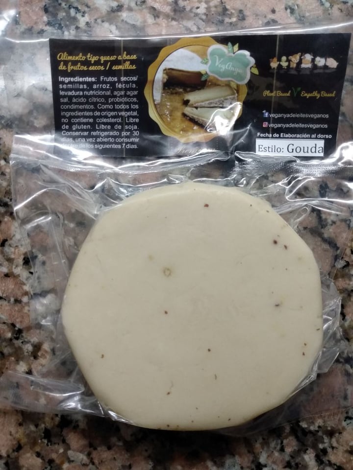 review photo of Veganya Queso Estilo Gouda shared by @avocadoxtoast on 30 Dec 2019 - review