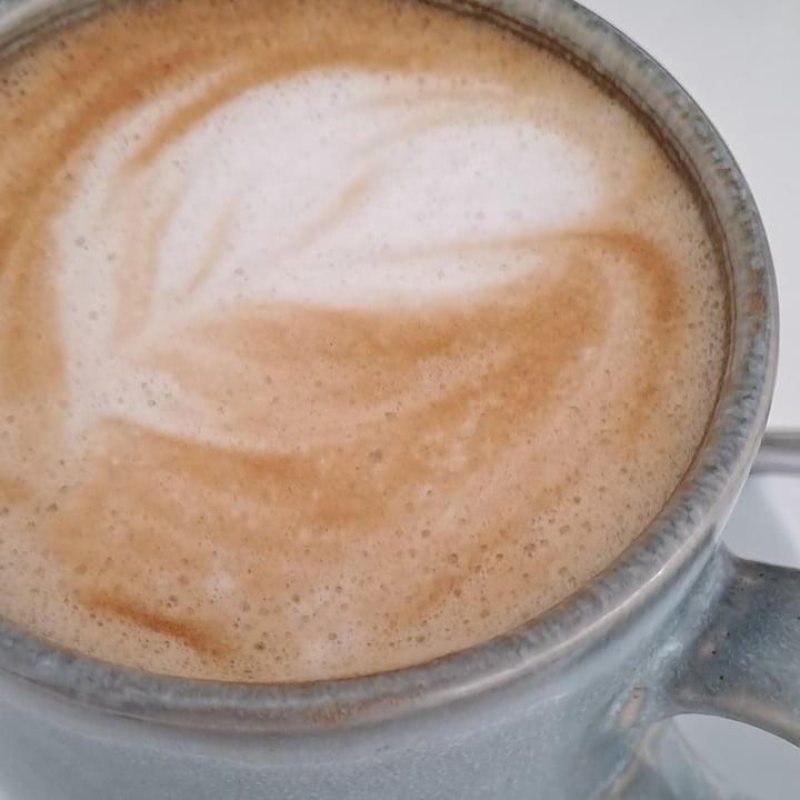 review photo of Grace + Merci Almond Milk Coffee shared by @lgrobowski on 18 Nov 2022 - review