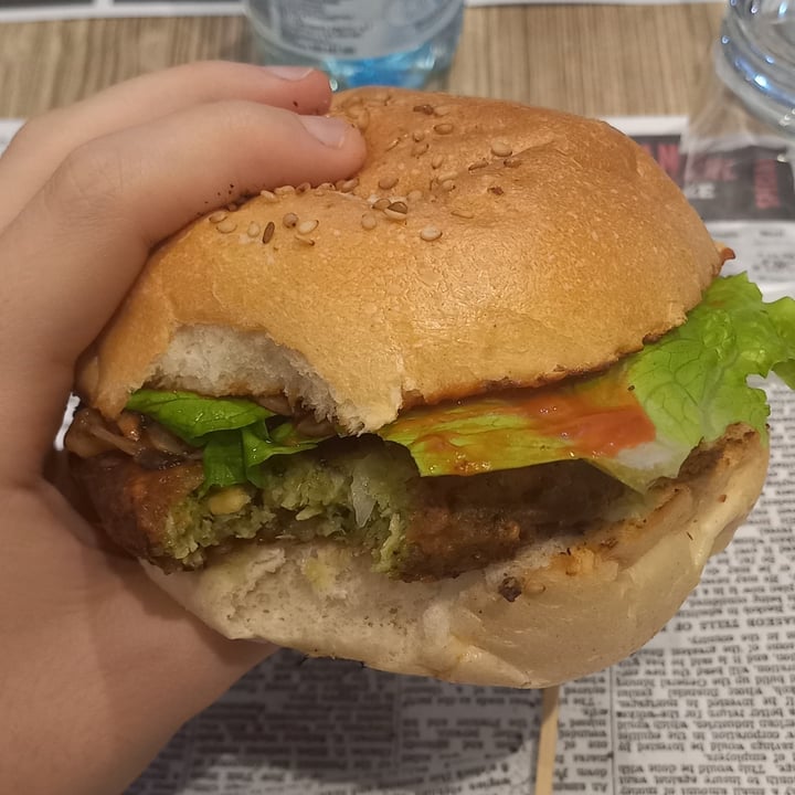 review photo of Mcfast Pizza & Burger Panino Personalizzato shared by @onlykamila on 13 Dec 2022 - review