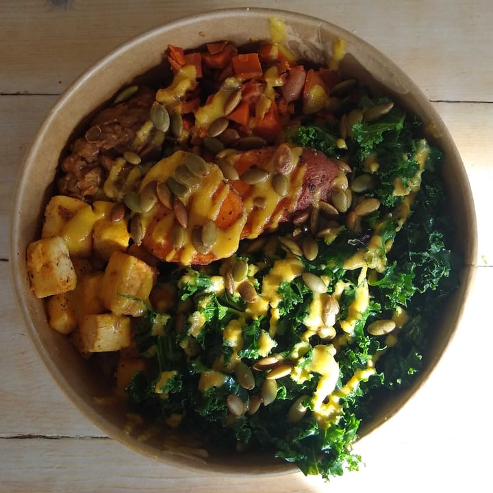 photo of Buddha-Full • Northwoods Coastal vibes bowl shared by @timoteus on  10 Oct 2021 - review