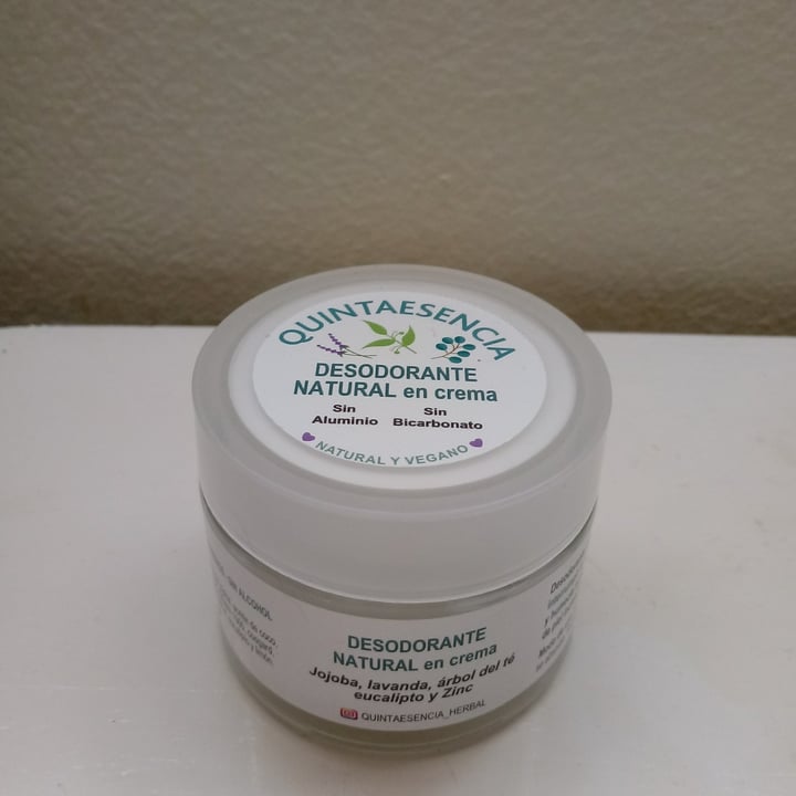 photo of Quinta esencia Desodorante Natural en Crema shared by @inamandarina on  29 Nov 2021 - review