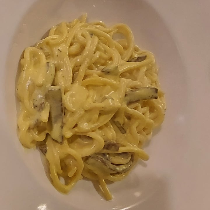 photo of Ristorante Vegano Biologico La Lanterna Bigoli alla carbonara vegetale shared by @aliceali88 on  29 May 2022 - review