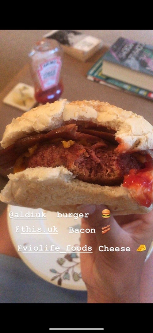 photo of THIS This isn't Bacon Plant-Based Rashers shared by @eloisewood on  19 Dec 2019 - review