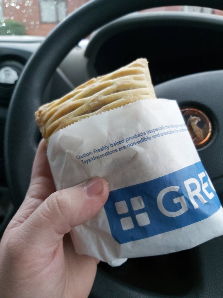 photo of Greggs Vegan Steak Bake shared by @mbusby993 on  07 Apr 2021 - review