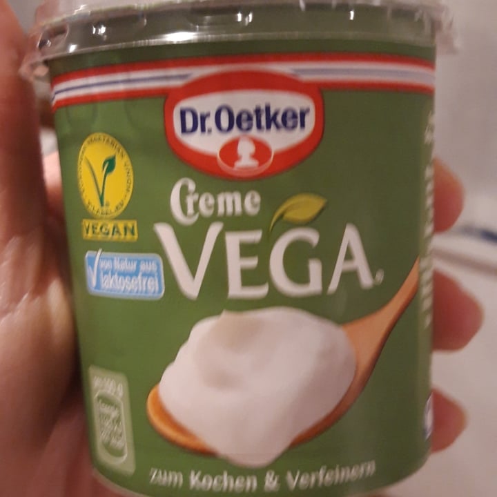review photo of Dr. Oetker Creme Vega shared by @sustainablelife on 28 Apr 2022 - review
