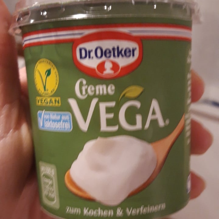 photo of Dr. Oetker Creme Vega shared by @sustainablelife on  28 Apr 2022 - review