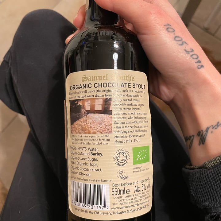 photo of Samuel Smith Old Brewery Organic Chocolate Stout shared by @gaiabertonelli on  05 Feb 2022 - review
