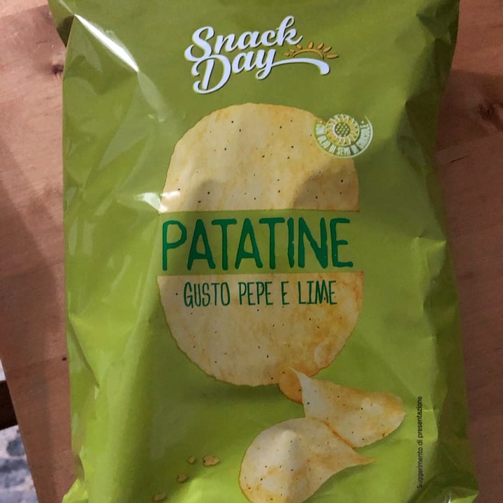 photo of Snack Day Patatine gusto lime e pepe shared by @ambra95 on  31 Oct 2021 - review