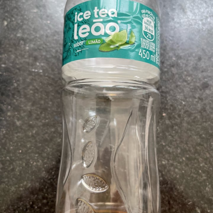 photo of Chá Leão Ice Tea + Limão shared by @karina8766 on  18 Mar 2022 - review