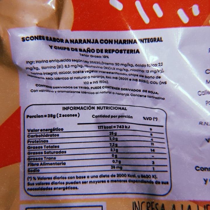 photo of Un Rincón Vegano Scones De Naranja Con Chips De Chocolate shared by @nanicuadern on  23 Aug 2022 - review