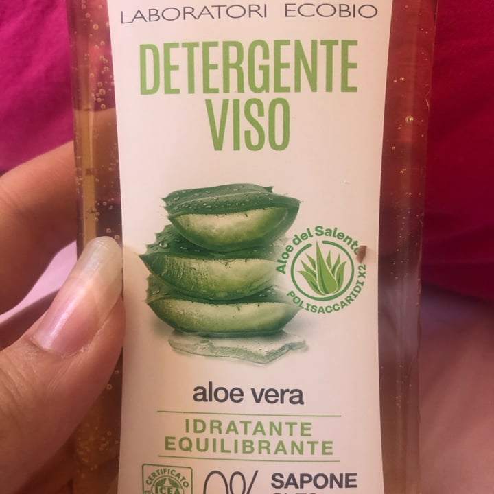 photo of Omia Laboratoires Detergente viso shared by @lalisa on  06 Aug 2022 - review