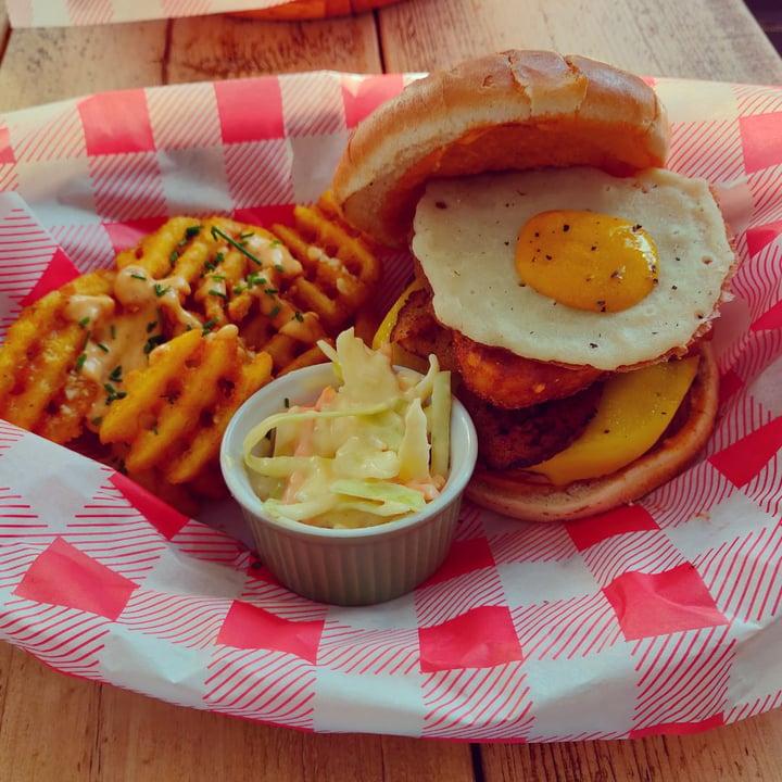 photo of Mog's All Day Breakfast Burger shared by @pointsofellie on  21 Sep 2019 - review
