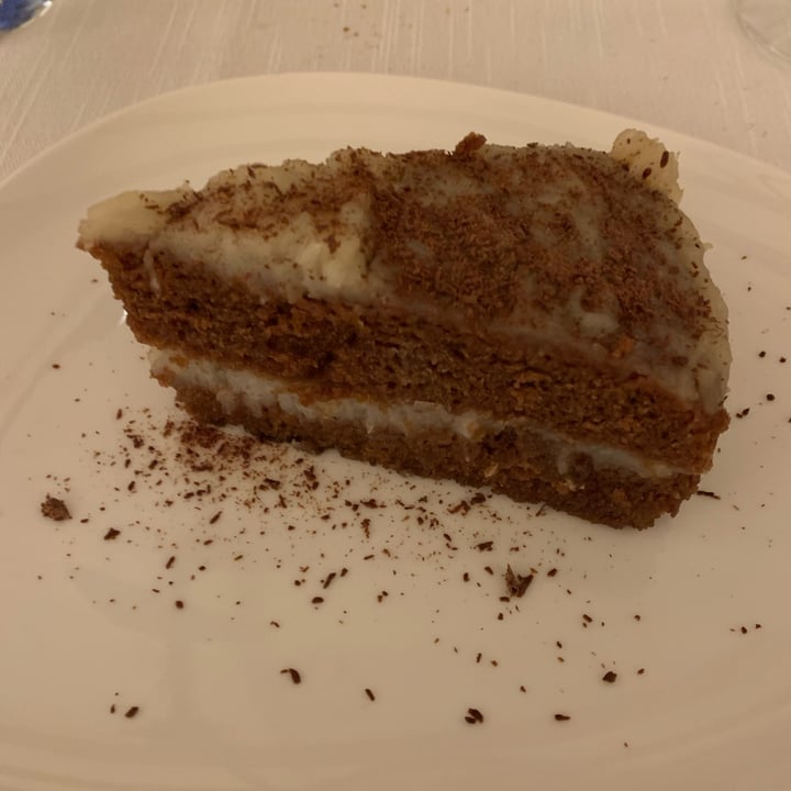 review photo of il Lughino, come Natura insegna - Como Torta Al Cacao Con Farcitura Al Cocco shared by @fradelor on 12 Sep 2022 - review