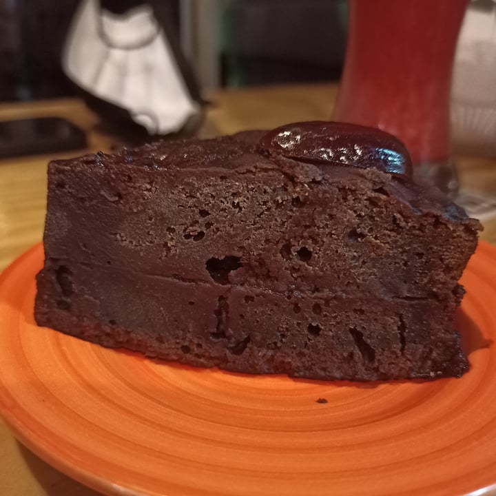 photo of Gori San Vegan Food Torta de chocolate shared by @gissellearthling on  05 Apr 2022 - review