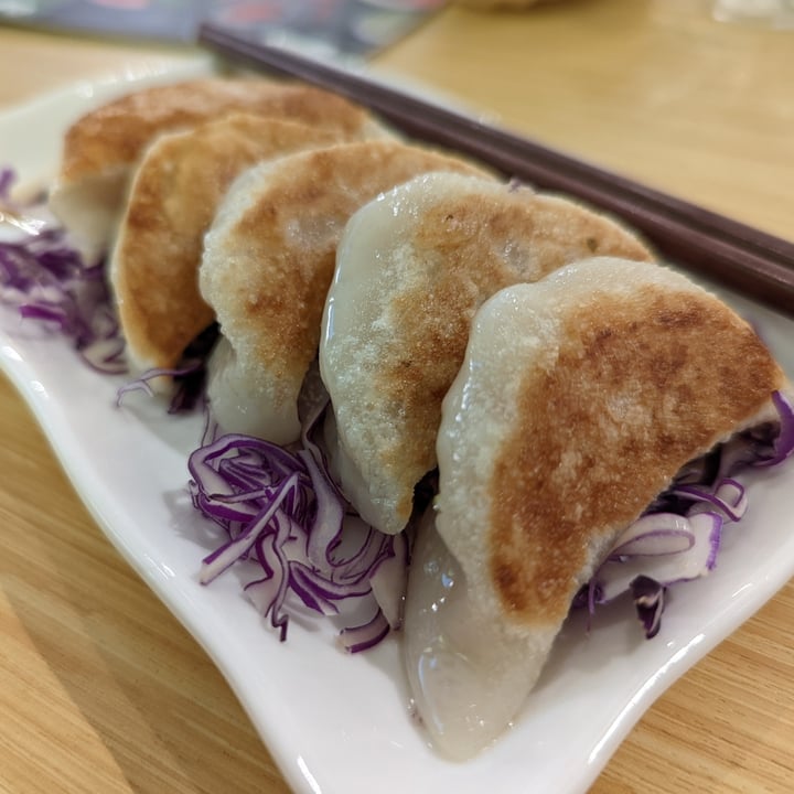 photo of Sove Gyoza shared by @shawneofthedead on  27 Feb 2022 - review
