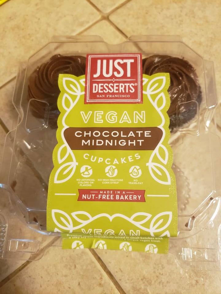 review photo of Just Desserts San Francisco Midnight Chocolate Cupcake shared by @cynthia84 on 20 Jul 2020 - review
