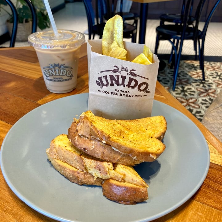 photo of Cafe Unido | Multiplaza Derretido de pepperoni shared by @asiayportia on  30 Jan 2022 - review