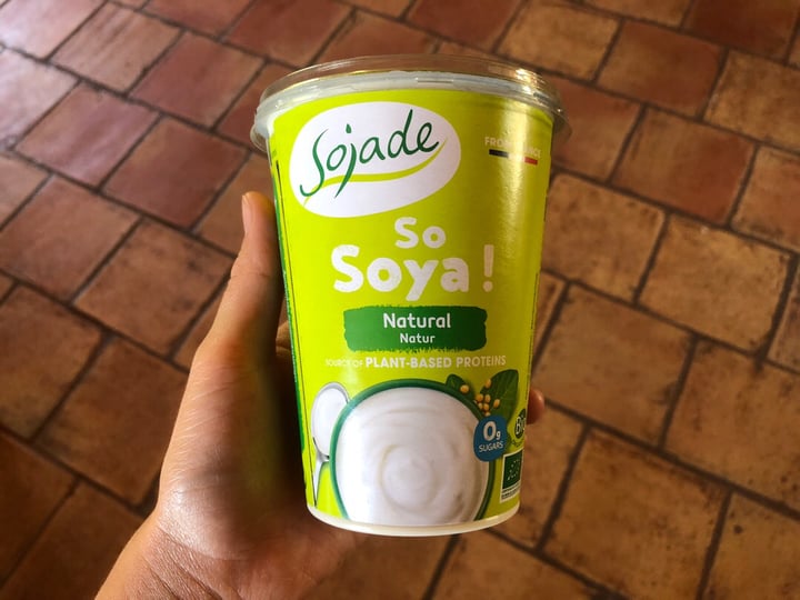 photo of Sojade So Soja! Natural Soya Yogurt alternative (small) shared by @anaiturrizar on  26 Sep 2019 - review