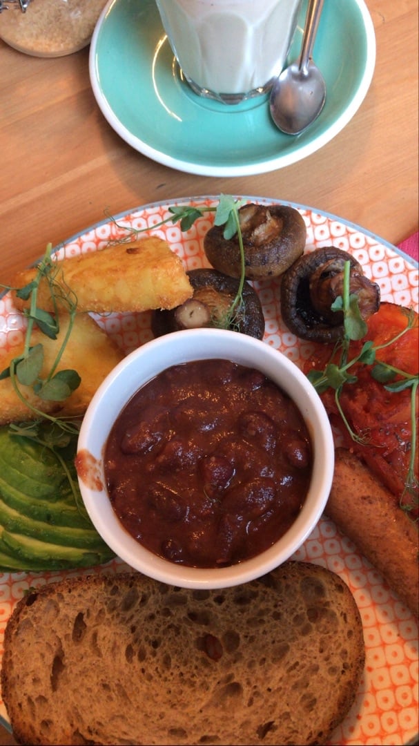 review photo of Down To Earth Coffee Vegan Breakfast shared by @s0phierose on 26 Dec 2019 - review
