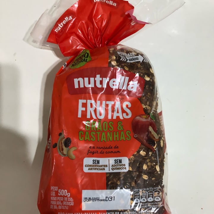 review photo of Nutrella Pão frutas grãos e castanhas shared by @flaviodelgado on 12 May 2022 - review