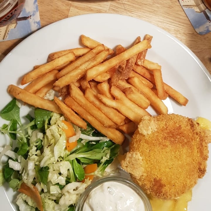 review photo of Střecha Formaggio (Vegan) Fritto shared by @losco on 11 Aug 2021 - review