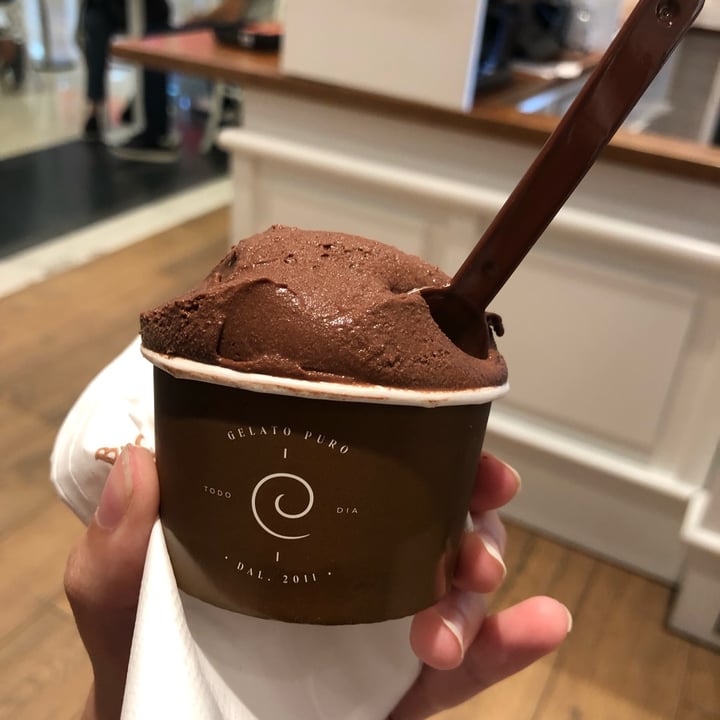 photo of Bacio di Latte Cioccolato 70% shared by @giselejorge on  15 May 2022 - review