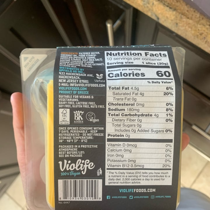 photo of Violife Cheddar Slices shared by @gingeronearth on  20 Aug 2022 - review