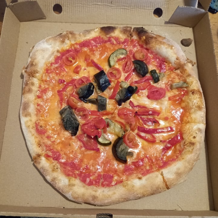 photo of La Bocca Pizza Kitchen Vegetariana shared by @trailrunningman on  30 Mar 2022 - review