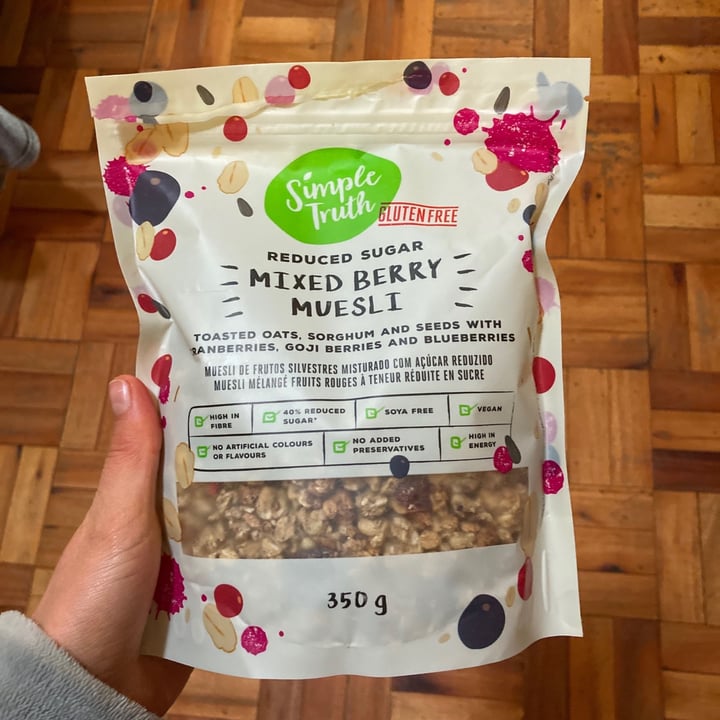 photo of Simple Truth Gluten free Berry Muesli shared by @miapretorius on  22 Aug 2020 - review