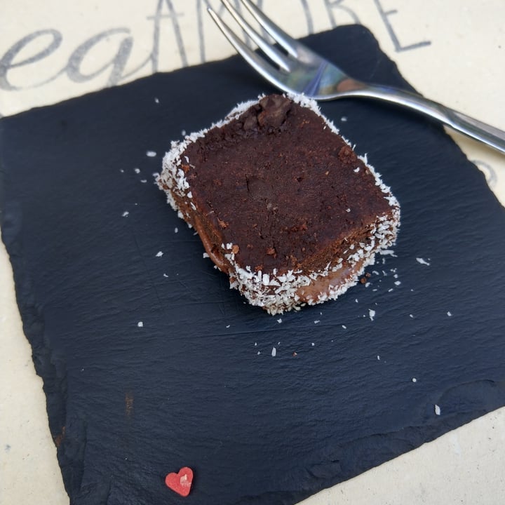 photo of VegAmore Brownie shared by @adot on  12 Apr 2022 - review