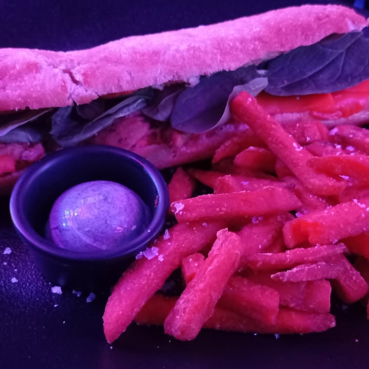 photo of Guakame Street Food Bocadillo de heura shared by @moniqueta on  29 May 2022 - review