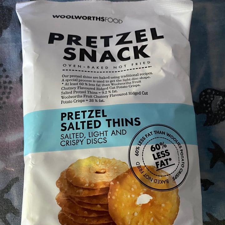 photo of Woolworths Food Pretzel Snack Salted Pretzel Thins shared by @sarbearcor on  14 Jan 2021 - review