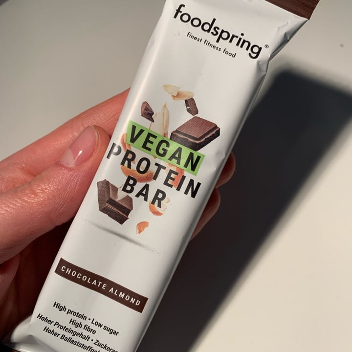 review photo of Foodspring Vegan Protein Bar Chocolate Almond shared by @ilariamercury on 25 Apr 2022 - review