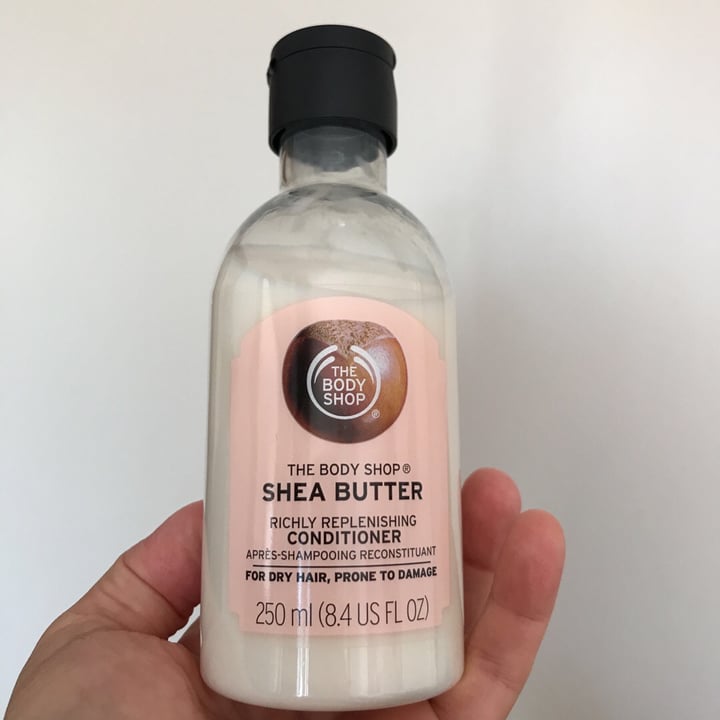 photo of The Body Shop Shea Butter hair conditioner shared by @maggiefilipponi on  17 Aug 2019 - review