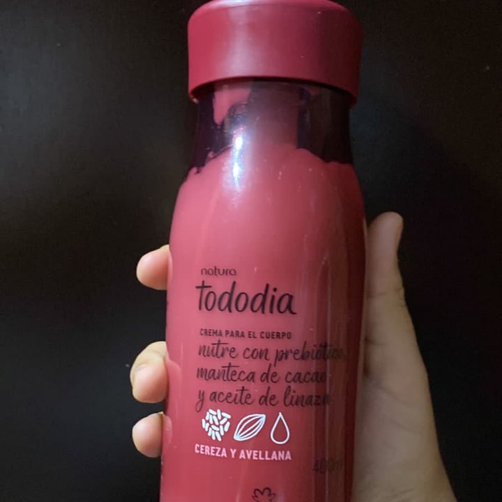 review photo of Natura Crema corporal - Cereza y avellana shared by @angy15 on 30 Jun 2022 - review
