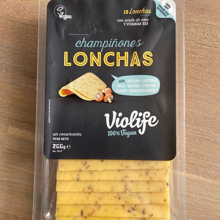 review photo of Violife Lonchas Champiñones shared by @lorenavegana on 07 Jul 2021 - review